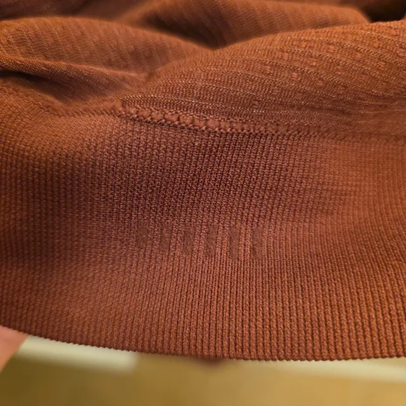 Lululemon Swiftly Relaxed Size 14 - Picture 4 of 5